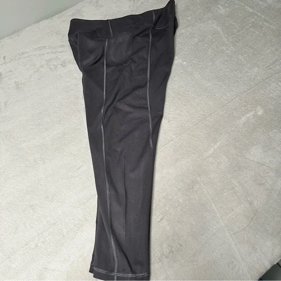 Victoria's Secret Legging‎ Women's size 10 Incredible Essential Workout Yoga Gym - Picture 5 of 5